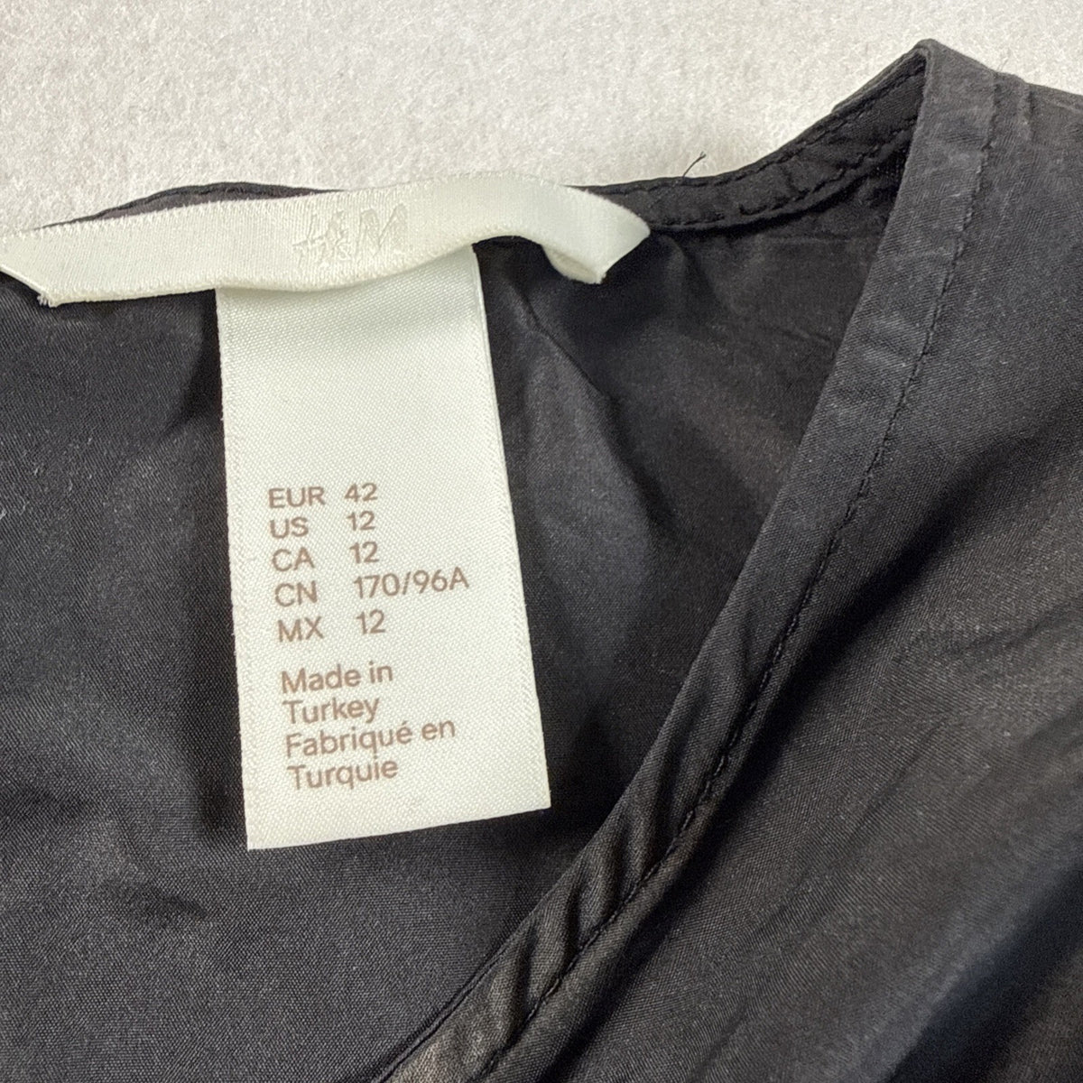 H&M Black Ruched Puff Sleeve Blouse Women's Size 12 Pre Owned