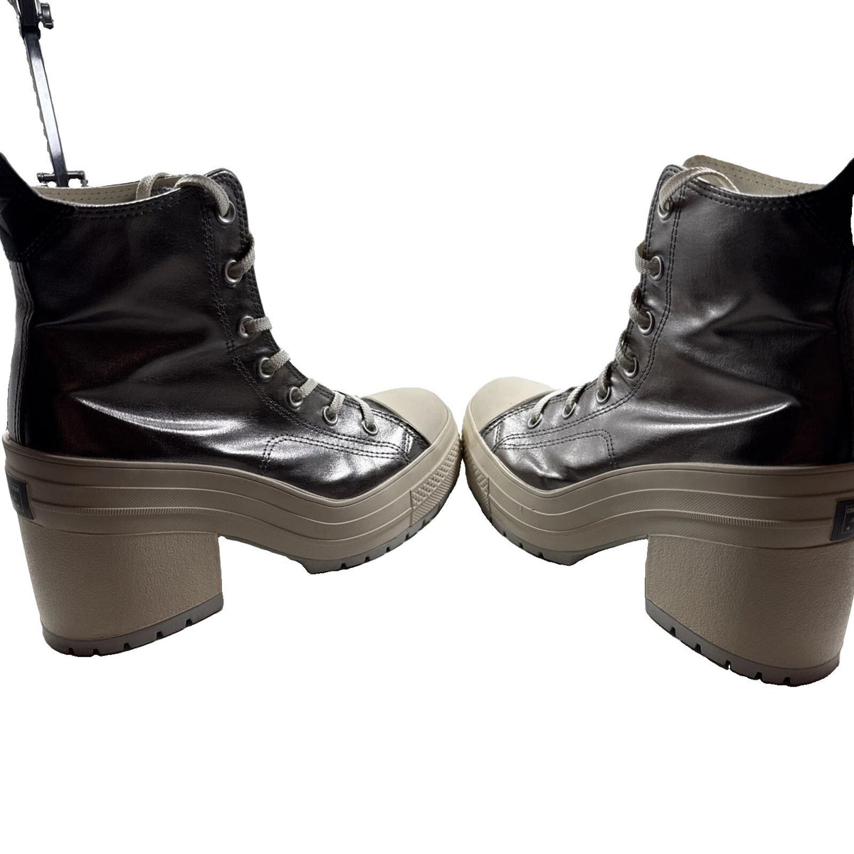 Converse Women’s Chuck 70 De Luxe Heel Metallic Hi Platform, Size 9  Pre Owned