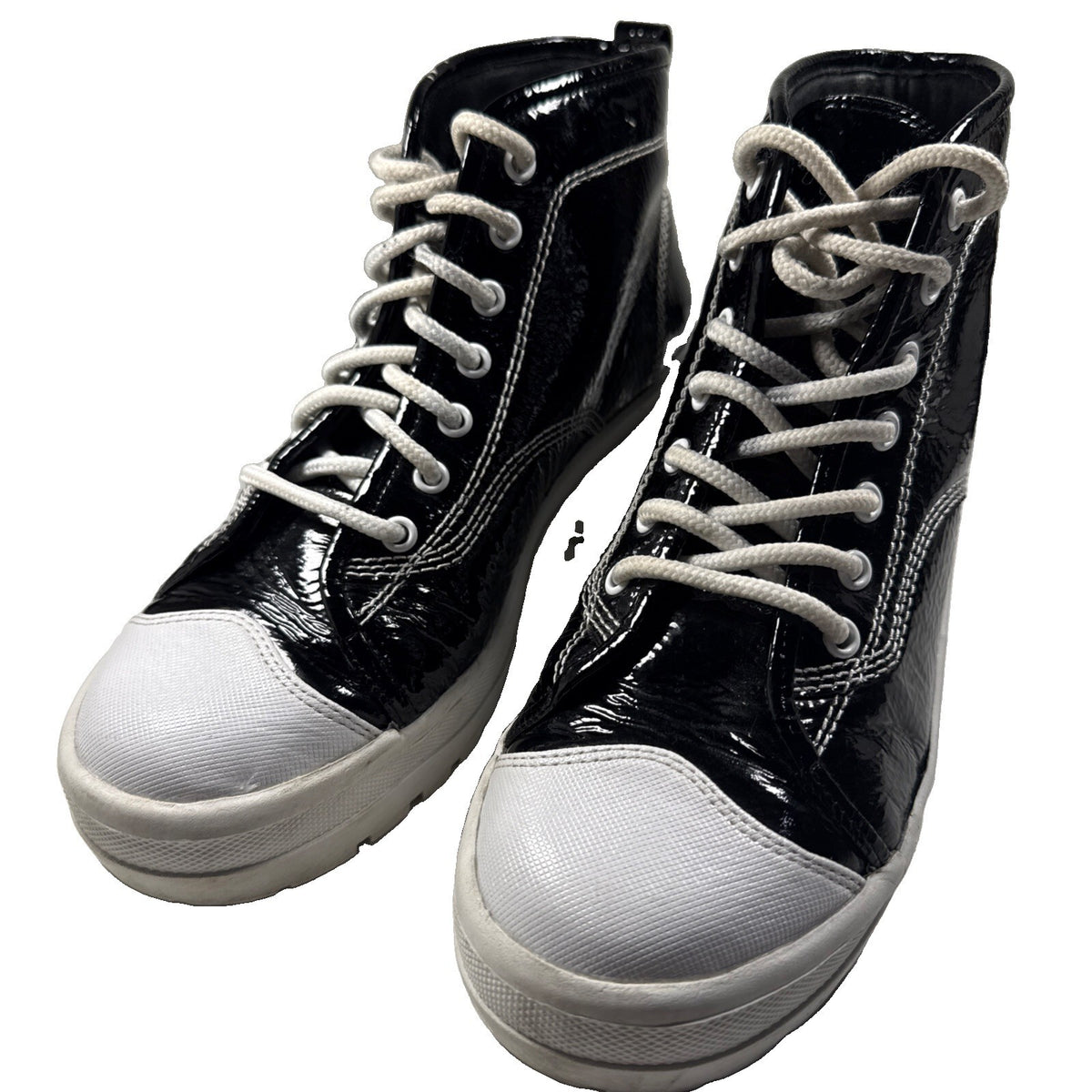 Womens Black Ankle Boots Size 8M Patent Leather Lace up Pre Owned