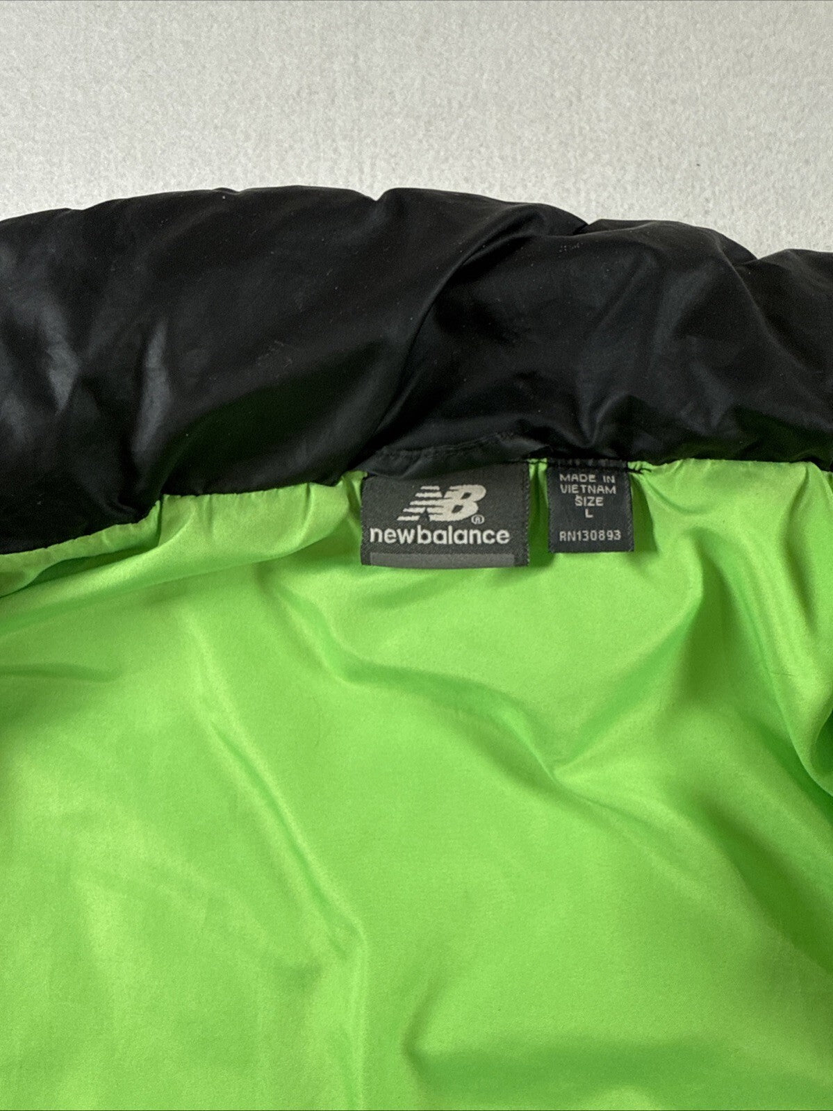 New Balance Puffer Vest Men Size L Black Pre-Owned No Hoodie