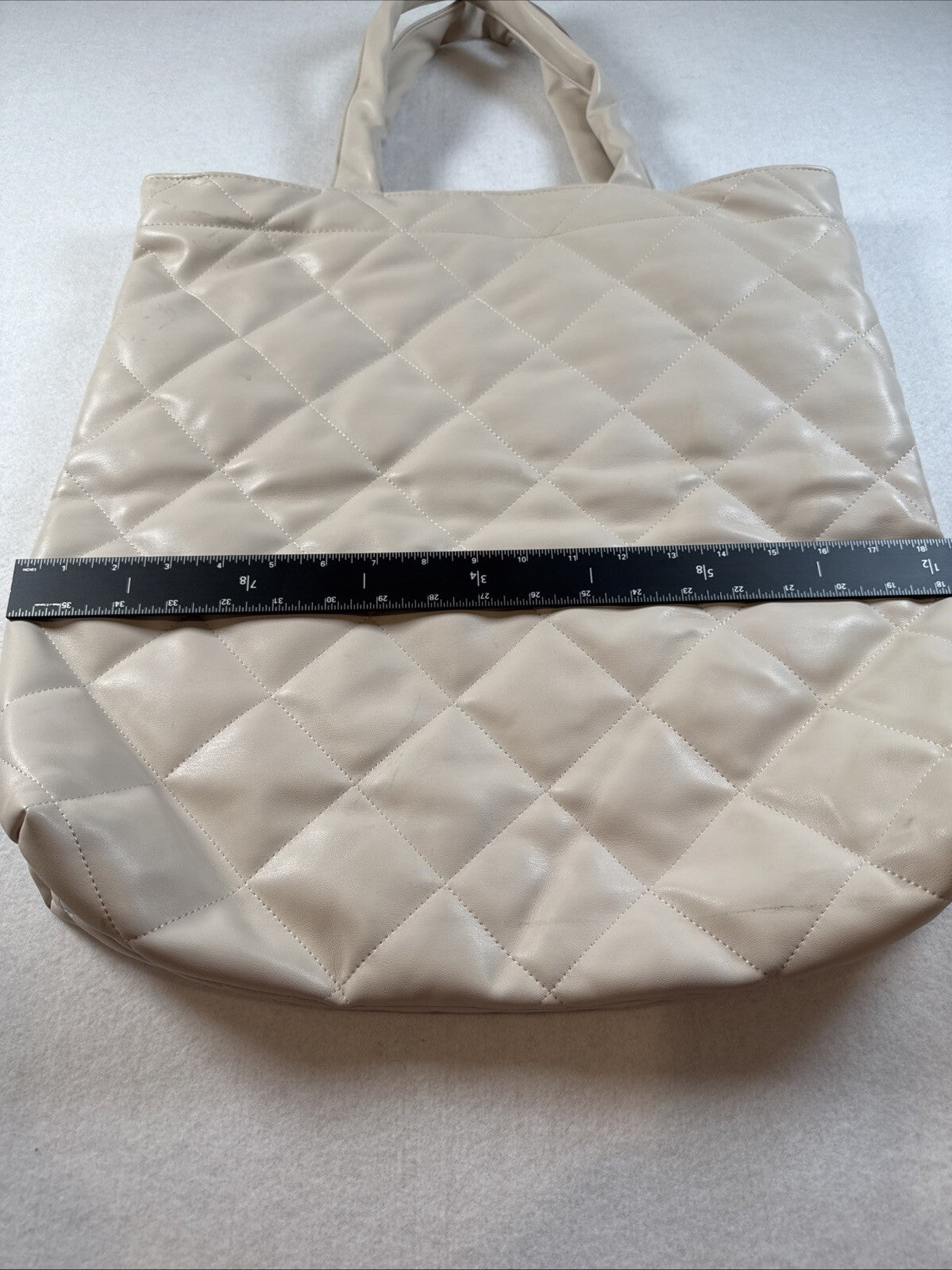 Stradivarius Tote Quilted Diamond Pattern Faux Leather Handbag Ivory Pre Owned