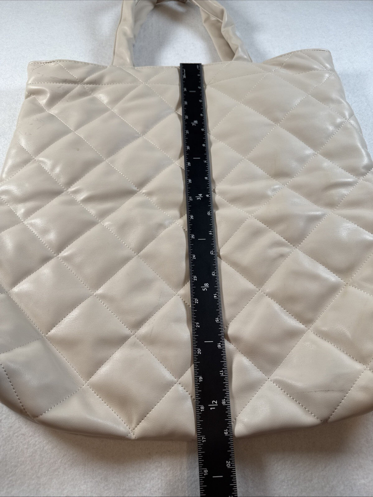 Stradivarius Tote Quilted Diamond Pattern Faux Leather Handbag Ivory Pre Owned