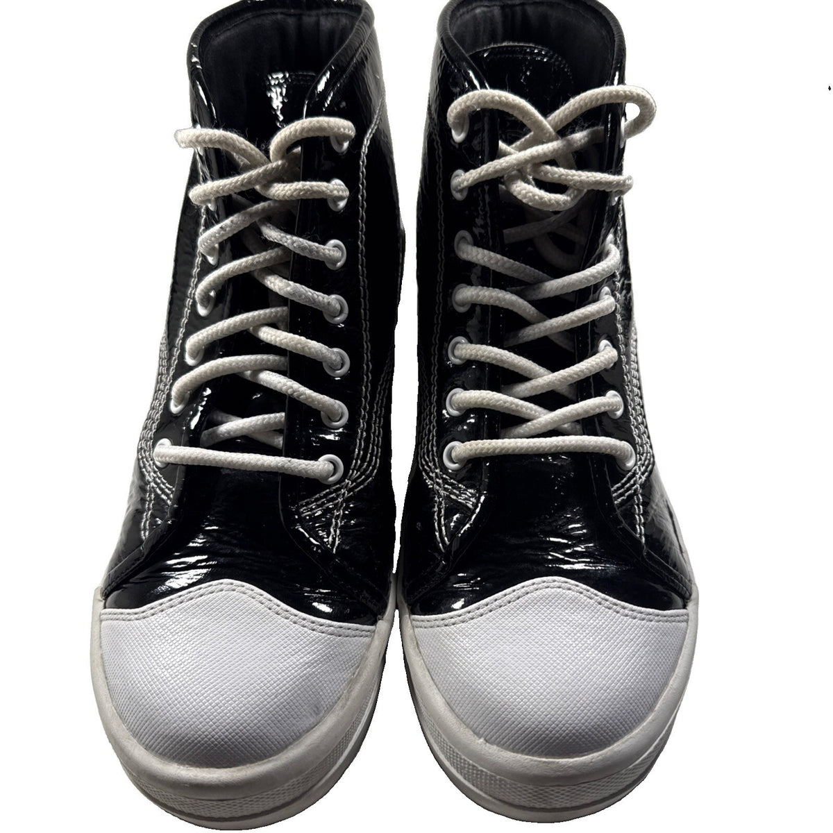 Womens Black Ankle Boots Size 8M Patent Leather Lace up Pre Owned