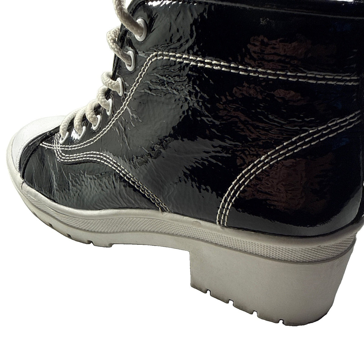 Womens Black Ankle Boots Size 8M Patent Leather Lace up Pre Owned