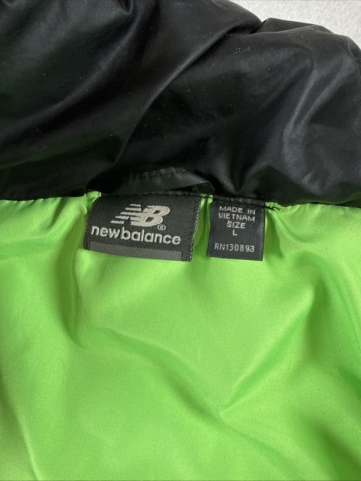 New Balance Puffer Vest Men Size L Black Pre-Owned No Hoodie